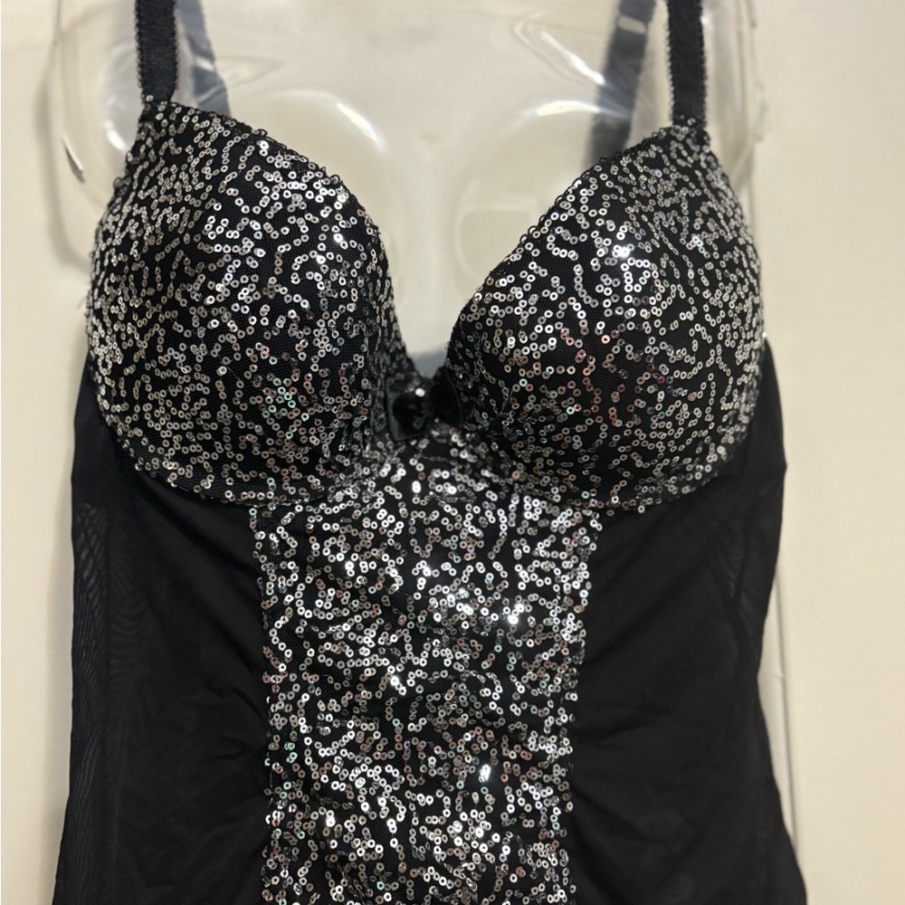 Black and Silver Sequin Bustier - Picture 5 of 11